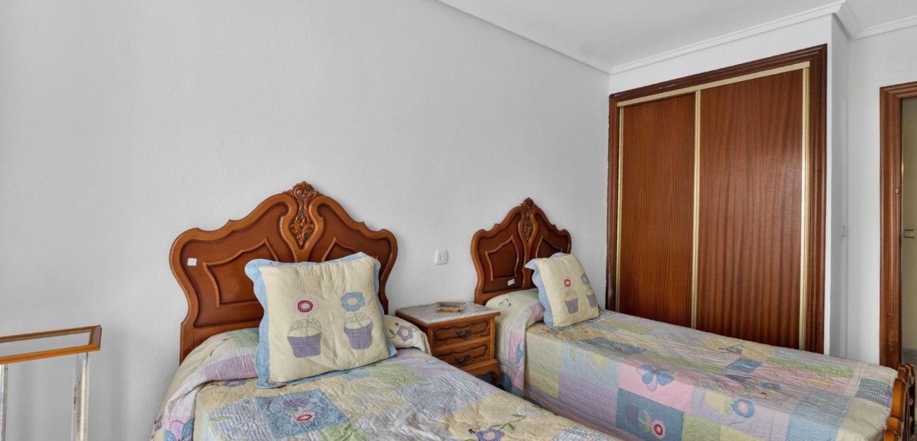 Venta - Apartamento / piso -
Torrevieja - Torrevieja - Centre