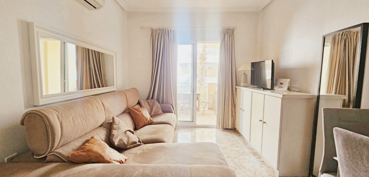 Venta - Apartamento / piso -
Orihuela Costa - Cabo Roig