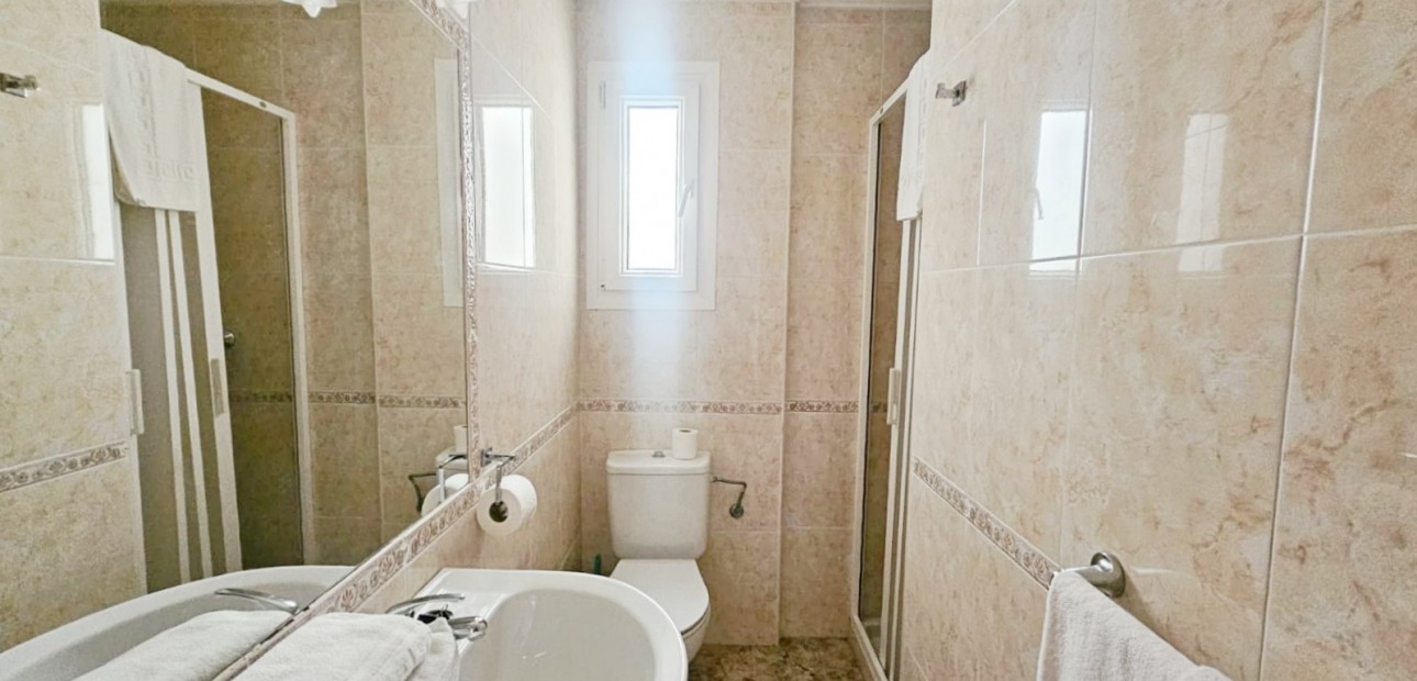 Venta - Apartamento / piso -
Orihuela Costa - Cabo Roig