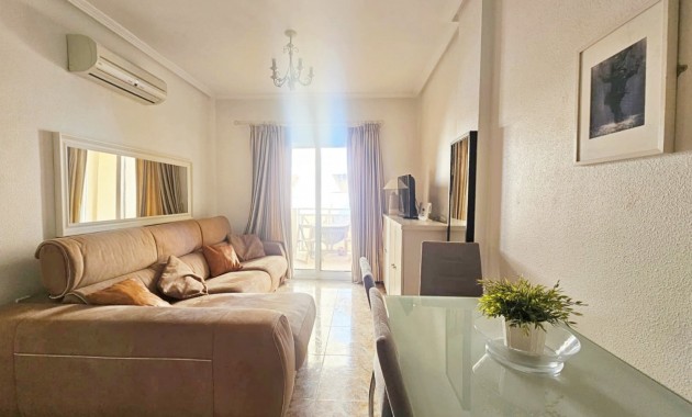 Venta - Apartamento / piso -
Orihuela Costa - Cabo Roig