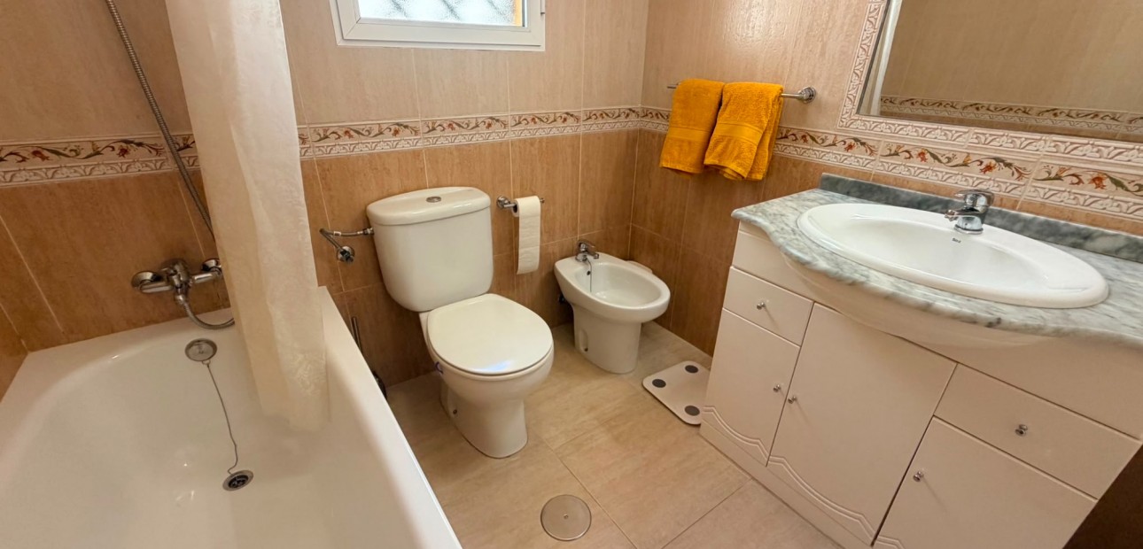Venta - Semi Detached Villa -
Los Montesinos - Montesol Villas