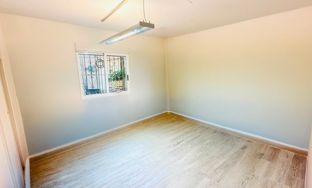Sale - Country Property -
Daya Vieja - Daya Vieja - Country