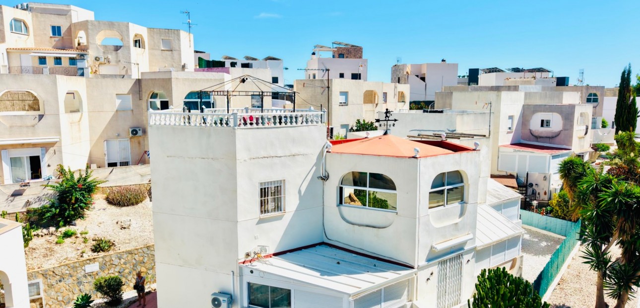 Herverkoop - Appartement / flat -
San Miguel de Salinas - Las Comunicaciones