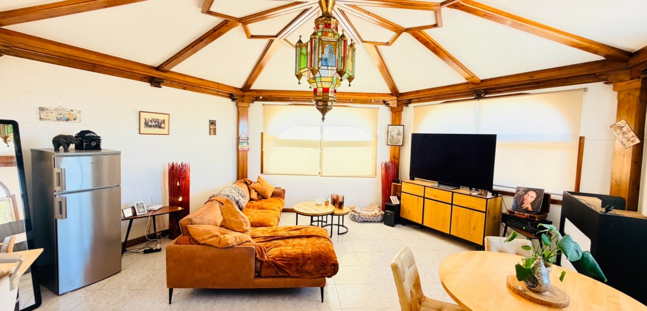 Herverkoop - Appartement / flat -
San Miguel de Salinas - Las Comunicaciones
