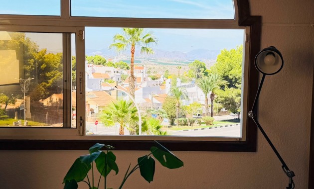 Herverkoop - Appartement / flat -
San Miguel de Salinas - Las Comunicaciones