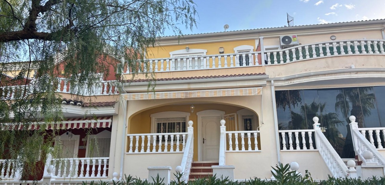 Venta - Adosado -
Benijofar - Monte Azul