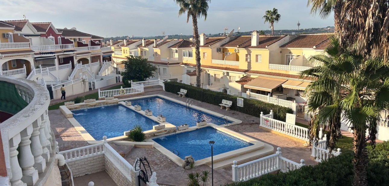 Venta - Adosado -
Benijofar - Monte Azul