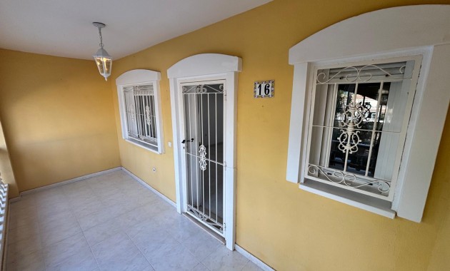 Venta - Adosado -
Benijofar - Monte Azul