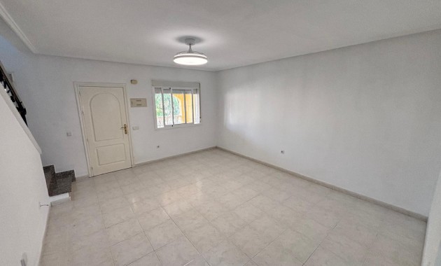 Venta - Adosado -
Benijofar - Monte Azul
