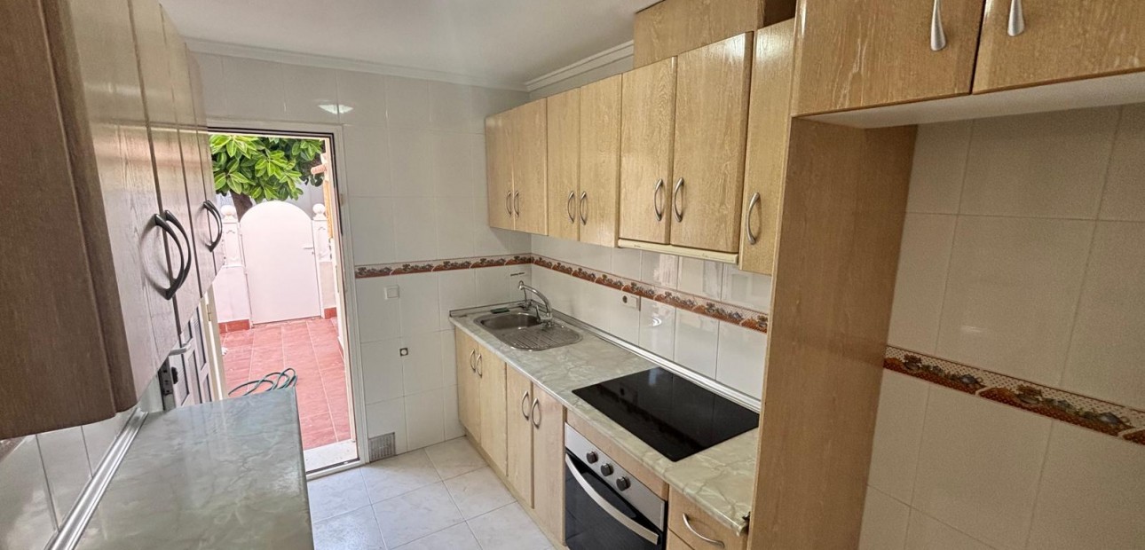 Venta - Adosado -
Benijofar - Monte Azul