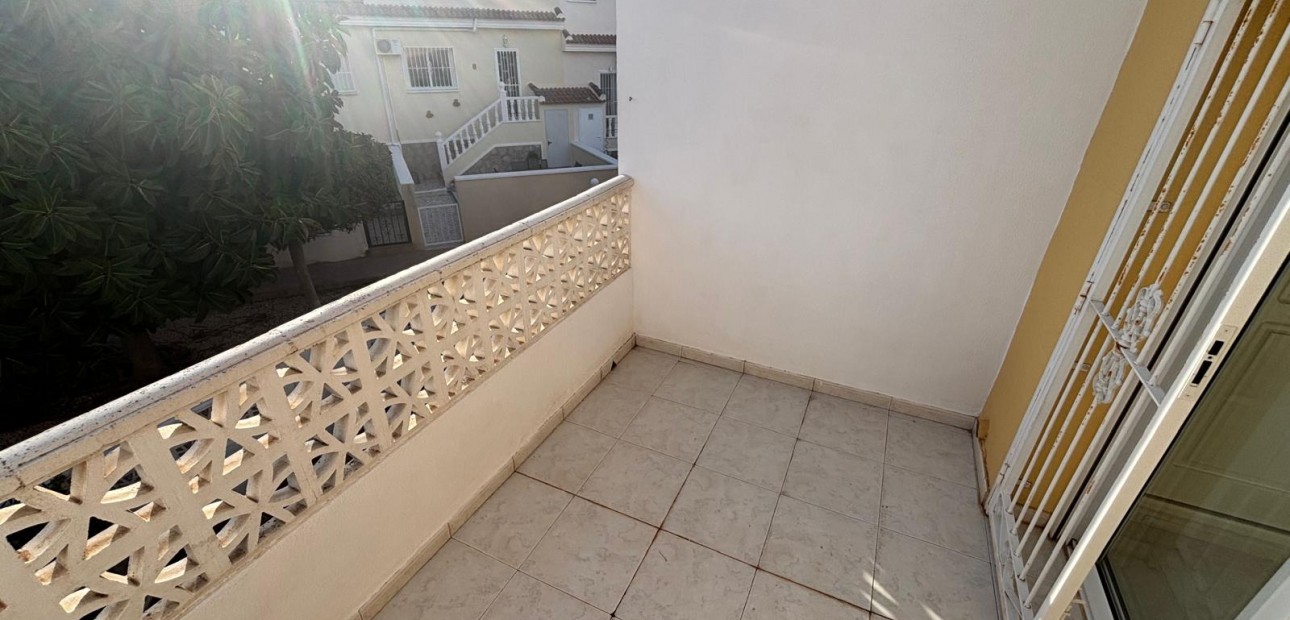 Venta - Adosado -
Benijofar - Monte Azul