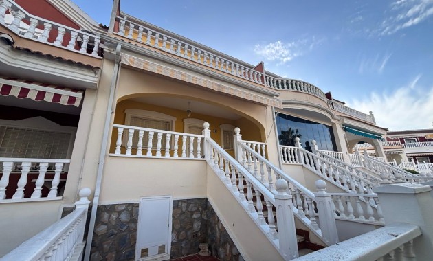 Venta - Adosado -
Benijofar - Monte Azul