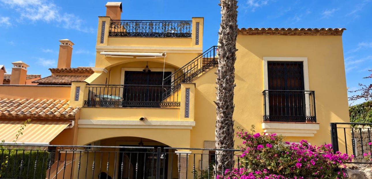 Venta - Apartamento / piso -
Algorfa - La Finca Golf Resort