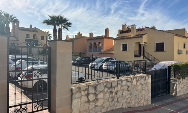 Venta - Apartamento / piso -
Algorfa - La Finca Golf Resort