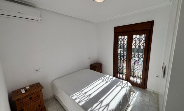 Venta - Apartamento / piso -
Algorfa - La Finca Golf Resort