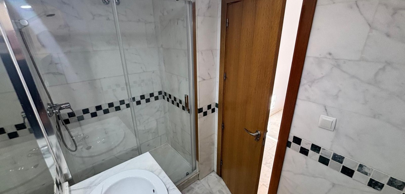 Venta - Apartamento / piso -
Algorfa - La Finca Golf Resort