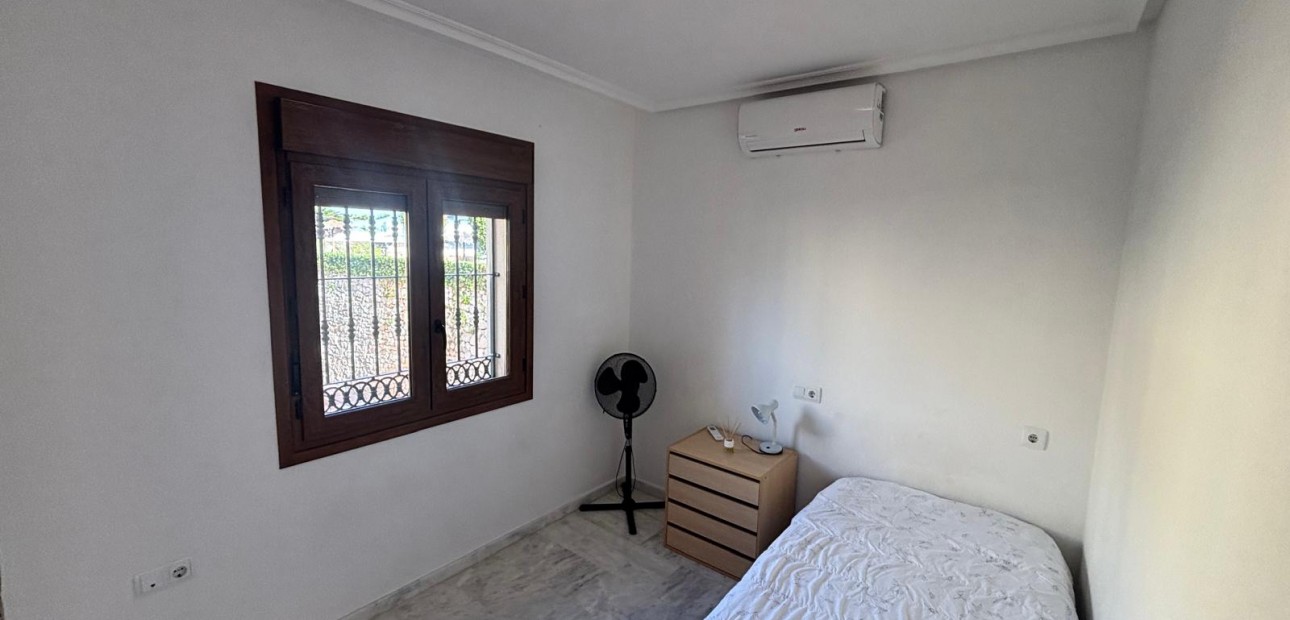 Venta - Apartamento / piso -
Algorfa - La Finca Golf Resort
