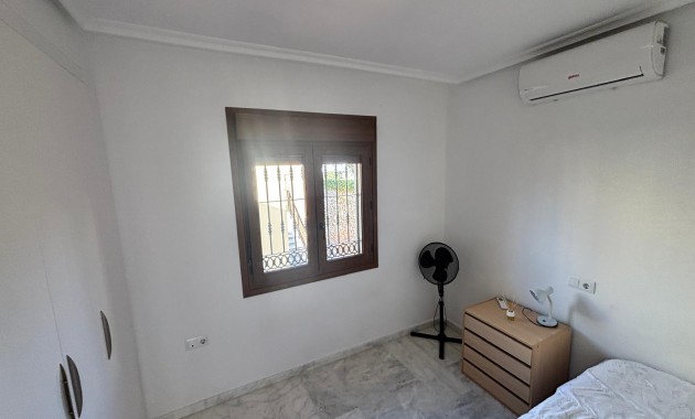 Venta - Apartamento / piso -
Algorfa - La Finca Golf Resort