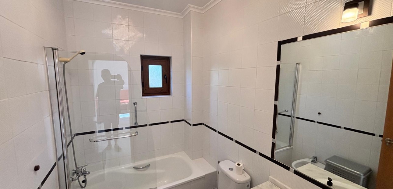 Venta - Apartamento / piso -
Algorfa - La Finca Golf Resort