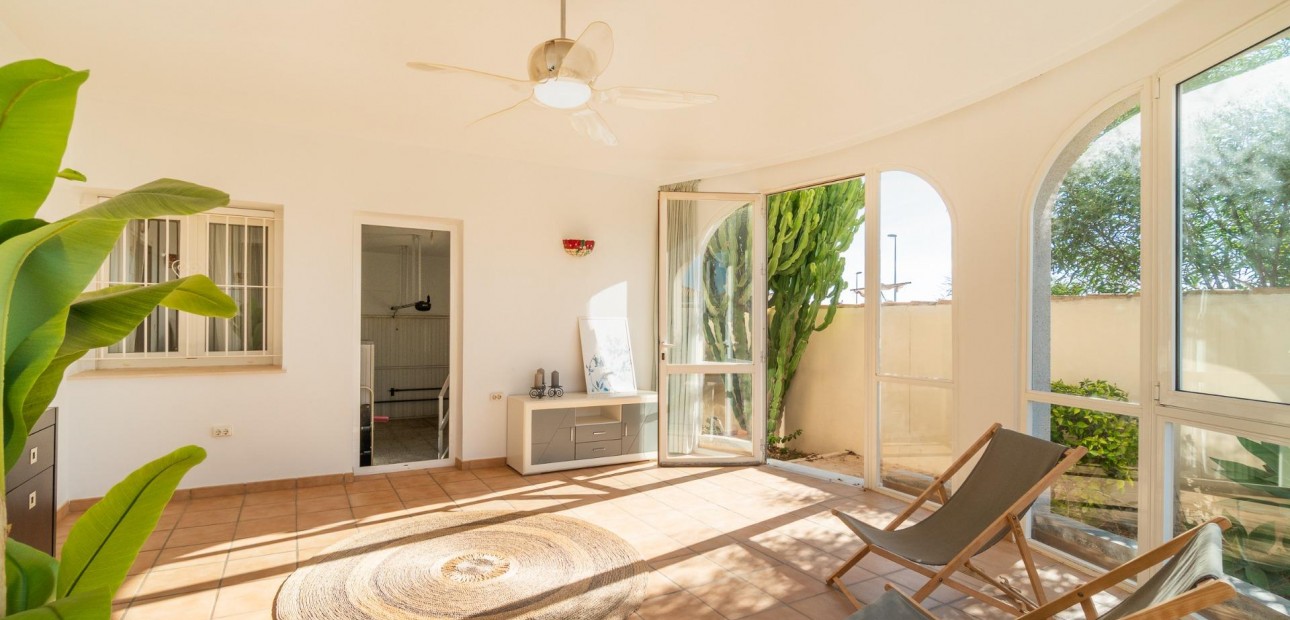 Venta - Villa -
Orihuela Costa - Playa Flamenca