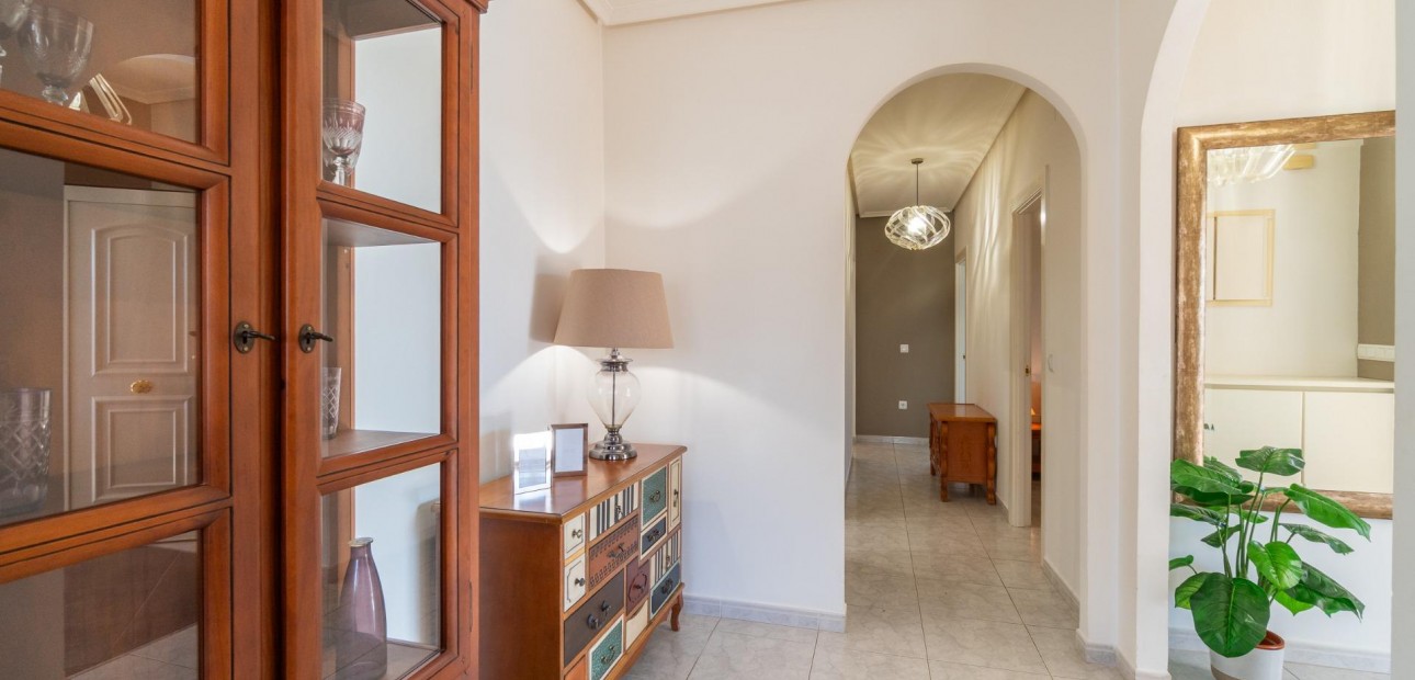 Venta - Villa -
Orihuela Costa - Playa Flamenca
