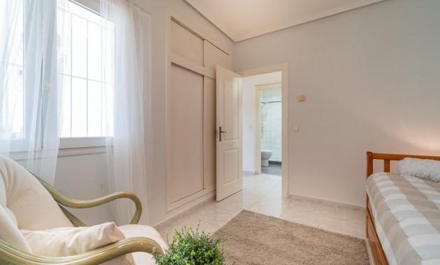 Venta - Villa -
Orihuela Costa - Playa Flamenca