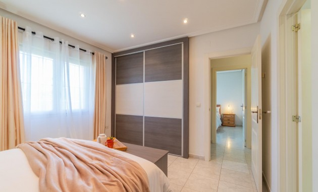 Venta - Villa -
Orihuela Costa - Playa Flamenca
