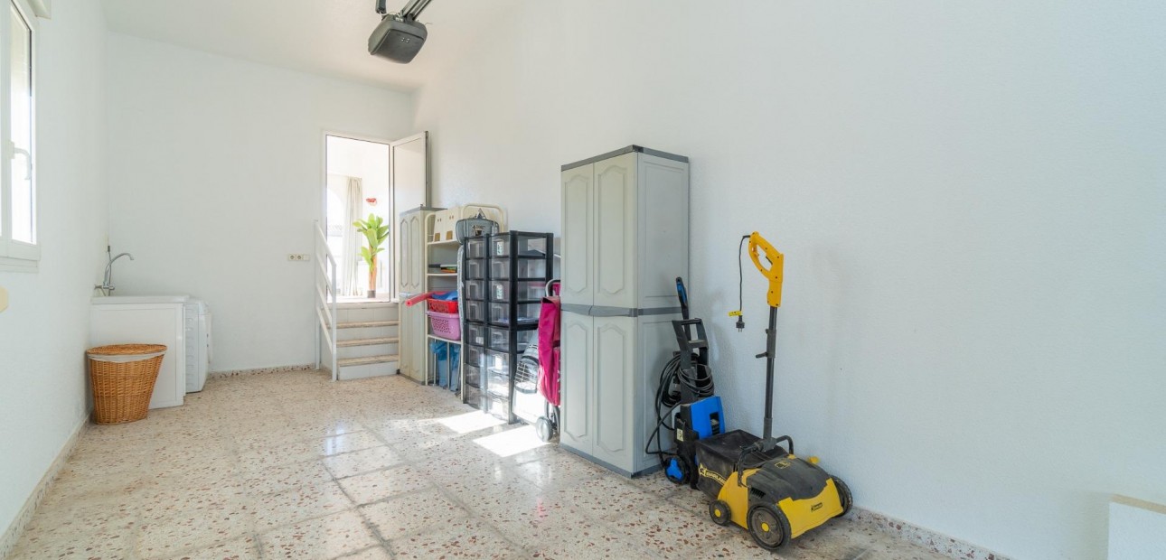Venta - Villa -
Orihuela Costa - Playa Flamenca