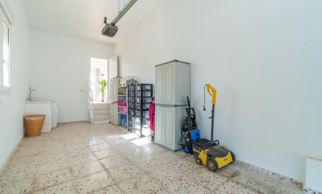 Venta - Villa -
Orihuela Costa - Playa Flamenca