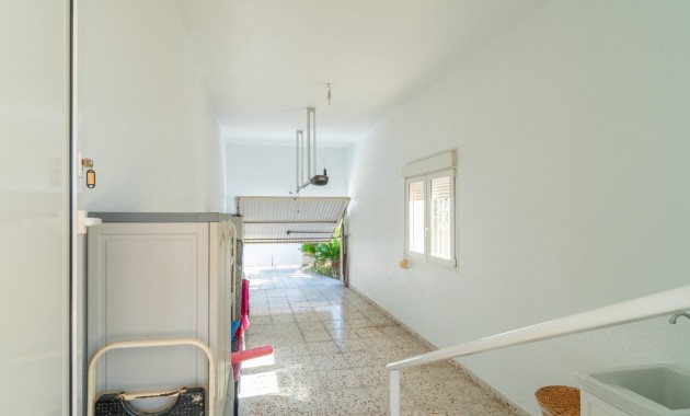 Venta - Villa -
Orihuela Costa - Playa Flamenca