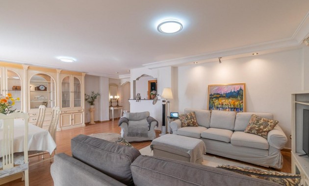 Venta - Ático -
Torrevieja - Centro