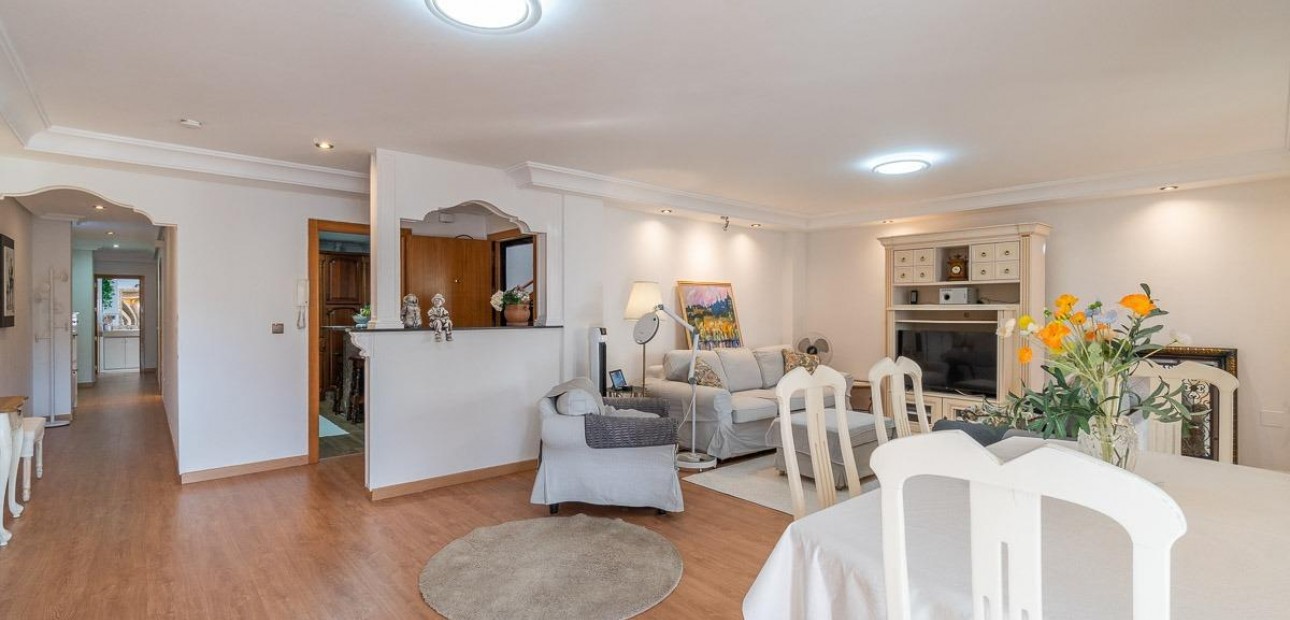 Venta - Ático -
Torrevieja - Centro