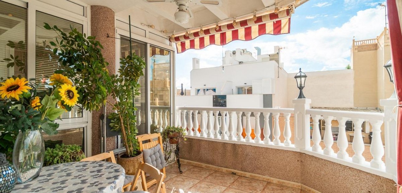 Venta - Ático -
Torrevieja - Centro