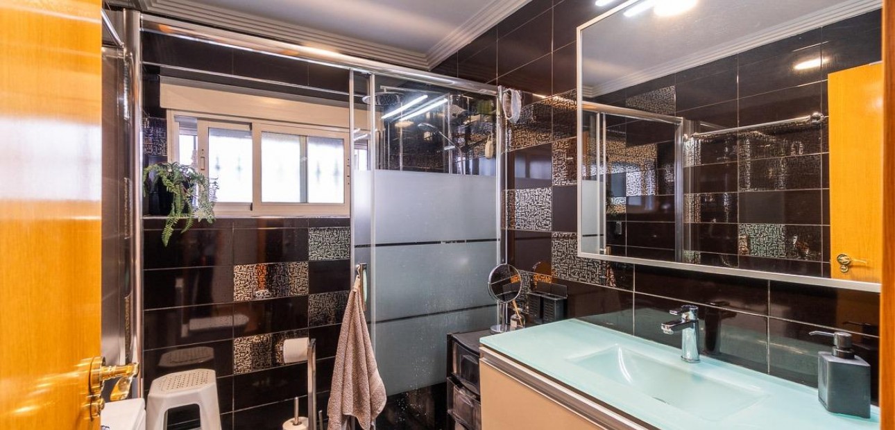 Venta - Ático -
Torrevieja - Centro