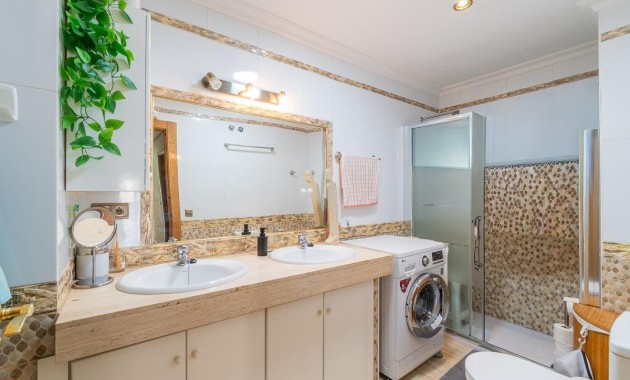 Venta - Ático -
Torrevieja - Centro