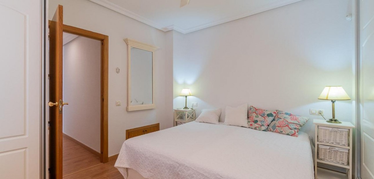Venta - Ático -
Torrevieja - Centro