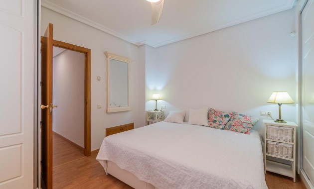 Venta - Ático -
Torrevieja - Centro