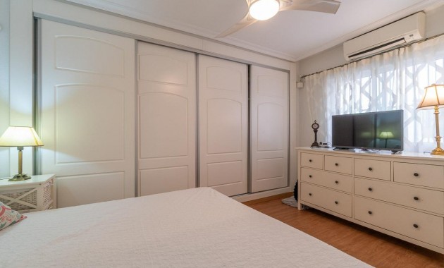 Venta - Ático -
Torrevieja - Centro