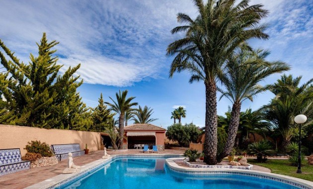 Herverkoop - Detached Villa -
Torrevieja - Torretas