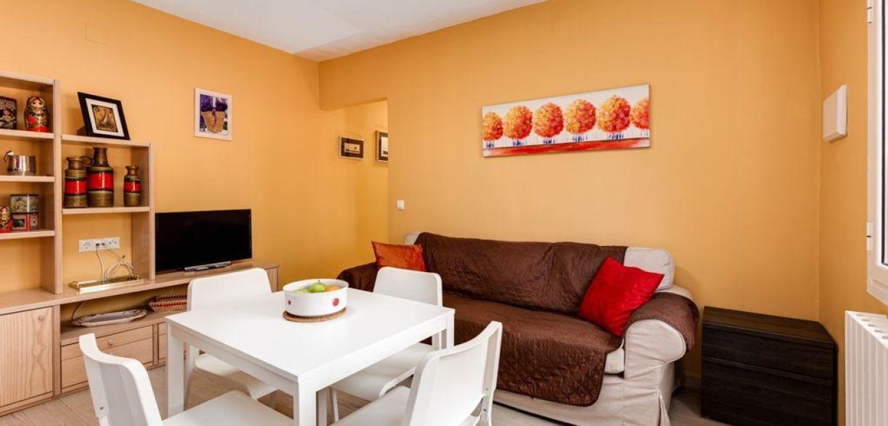 Herverkoop - Detached Villa -
Torrevieja - Torretas