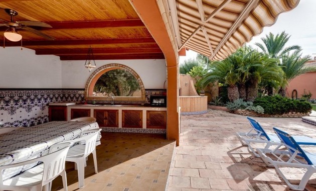 Herverkoop - Detached Villa -
Torrevieja - Torretas