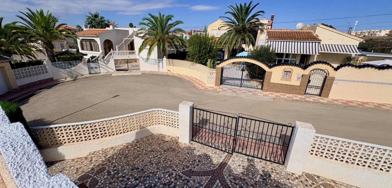 Herverkoop - Villa -
Rojales - Ciudad Quesada