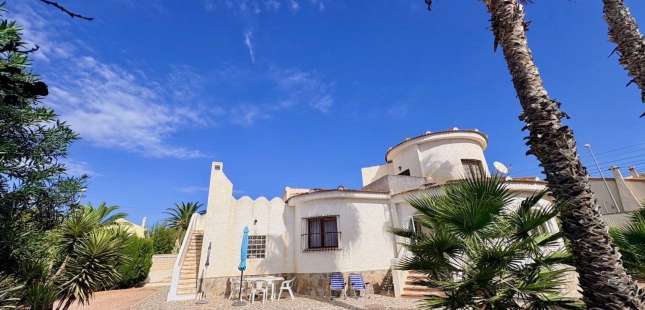 Herverkoop - Villa -
Rojales - Ciudad Quesada