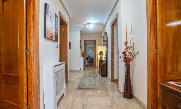 Herverkoop - Villa -
Torrevieja - LOS BALCONES - LOS ALTOS