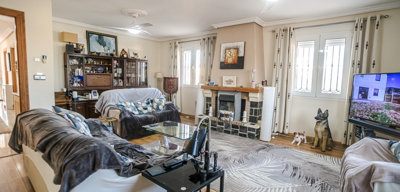 Herverkoop - Villa -
Torrevieja - LOS BALCONES - LOS ALTOS