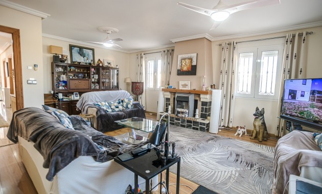 Herverkoop - Villa -
Torrevieja - LOS BALCONES - LOS ALTOS