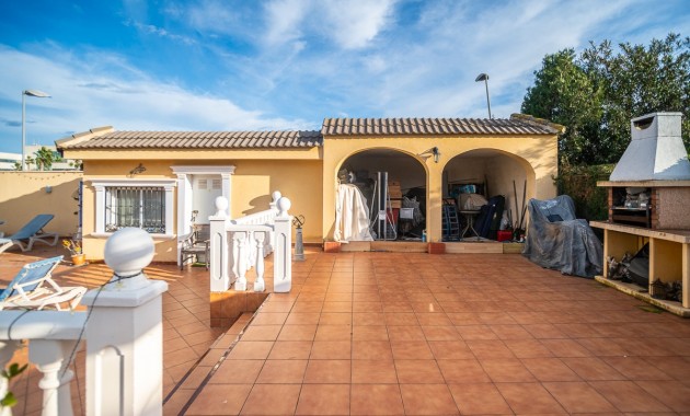 Herverkoop - Villa -
Torrevieja - LOS BALCONES - LOS ALTOS