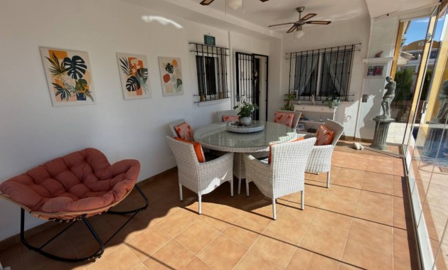 Herverkoop - Villa -
Los Montesinos - Urbanizacion montesol