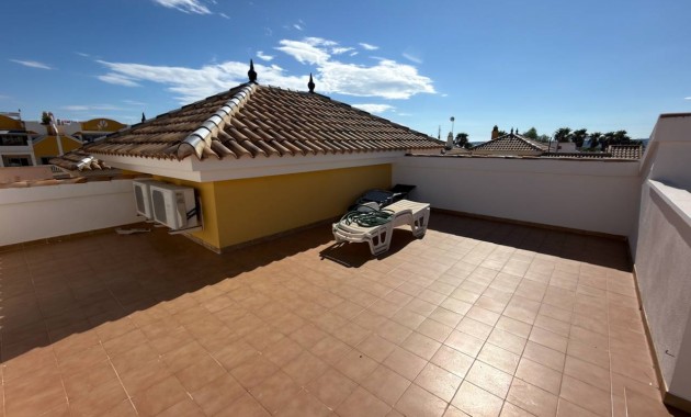 Herverkoop - Villa -
Los Montesinos - Urbanizacion montesol