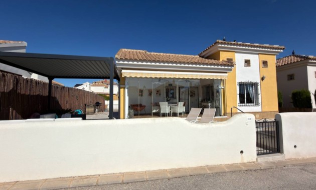 Herverkoop - Villa -
Los Montesinos - Urbanizacion montesol